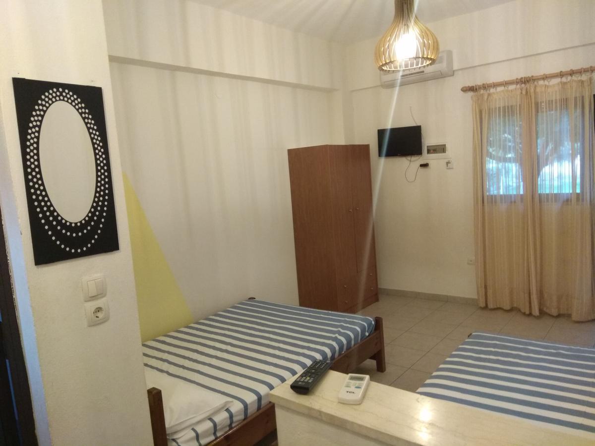 Trantas Rooms Paralía Skotínis Eksteriør billede
