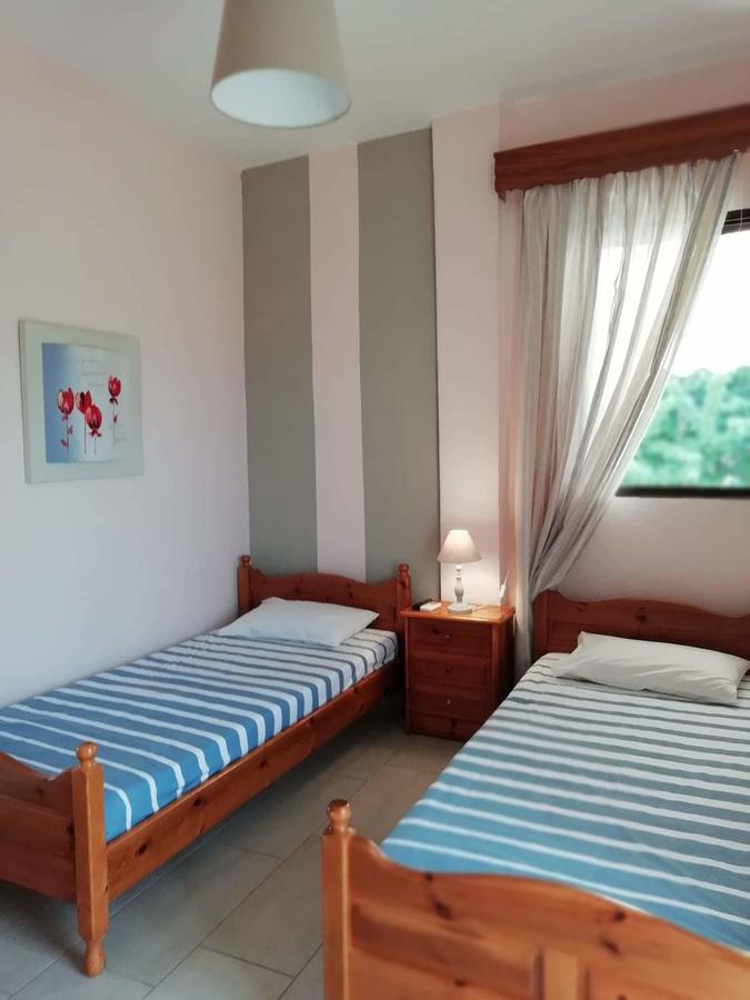 Trantas Rooms Paralía Skotínis Eksteriør billede